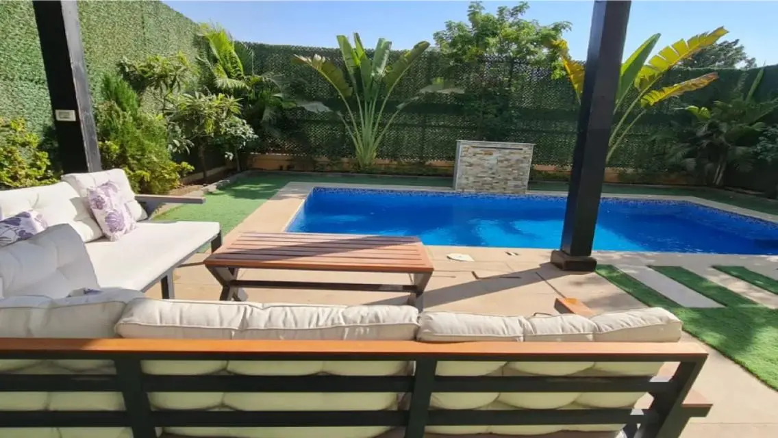 Luxurious House for Sale with 250 Square Meters