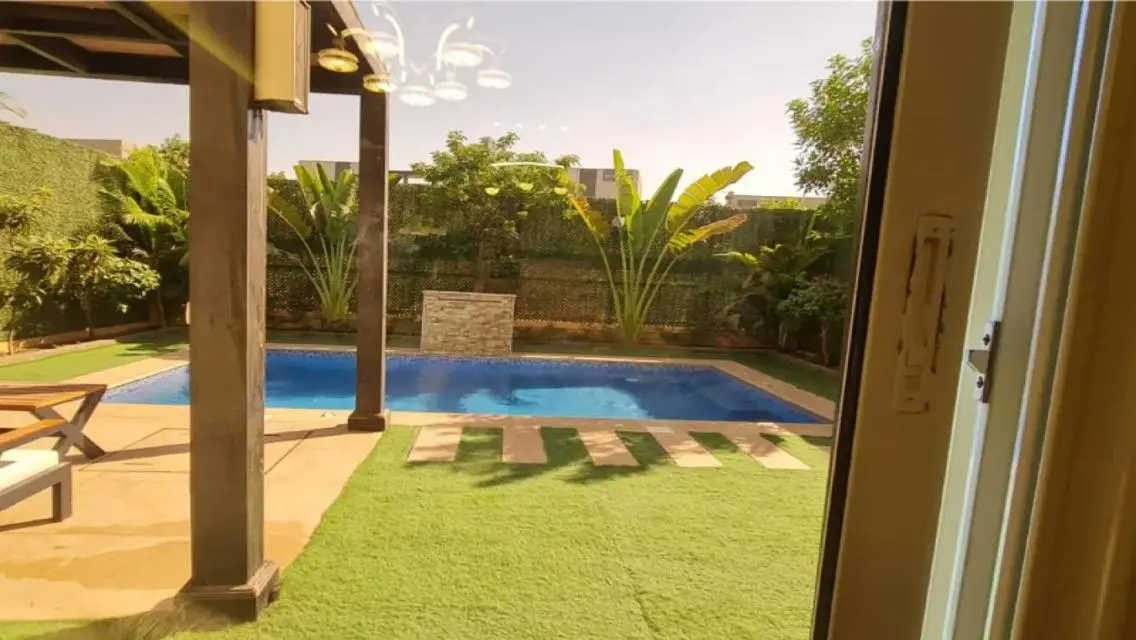 Luxurious House for Sale with 250 Square Meters