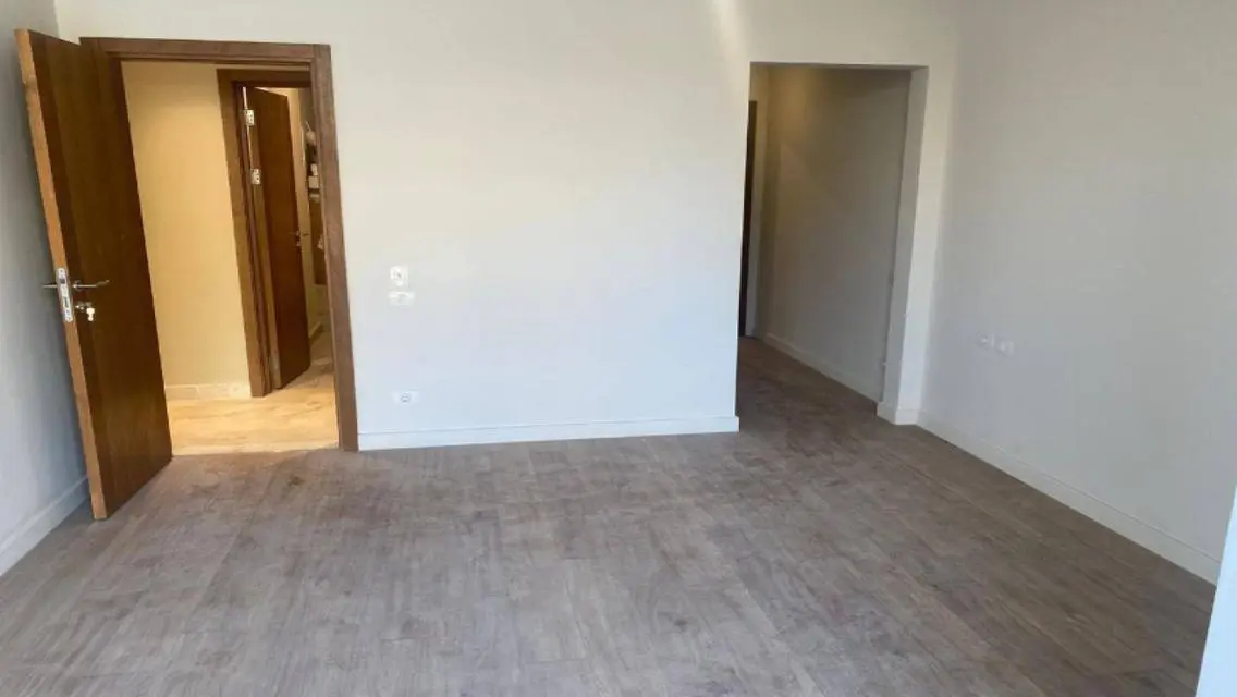 Luxury Apartment for Sale with Lake View