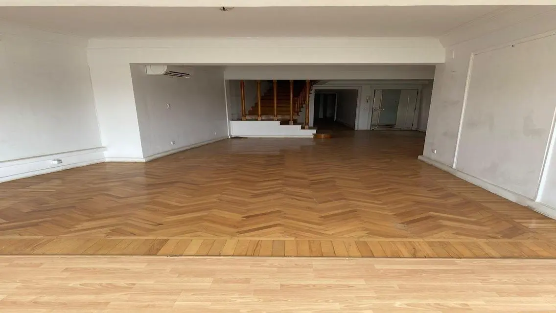 Luxurious Apartment for Rent in the Heart of Downtown