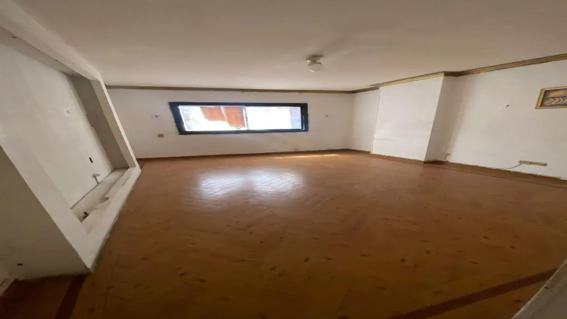 Luxurious Apartment for Rent in the Heart of Downtown