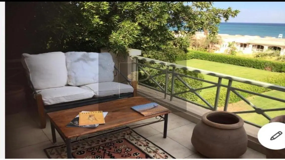 Luxury Apartment for Sale with Stunning Lake View