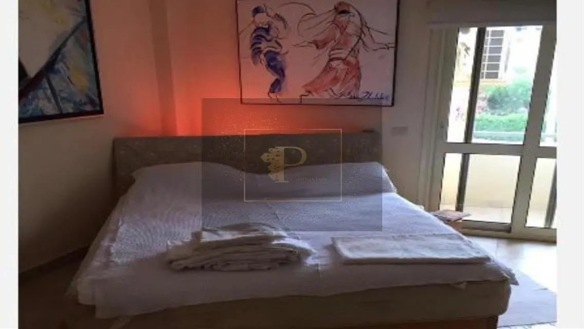 Luxury Apartment for Sale with Stunning Lake View