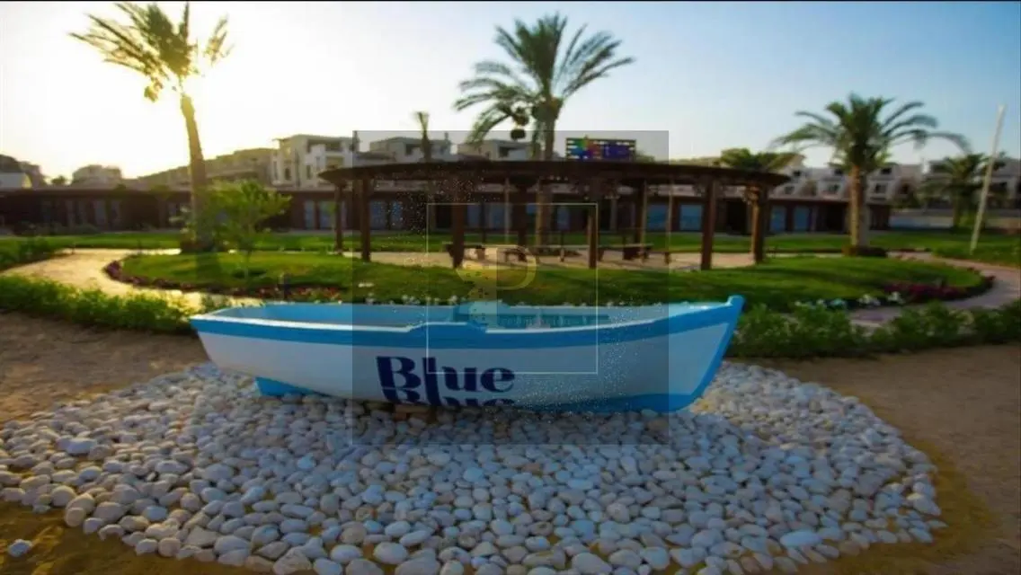 Luxury Apartment for Rent with Lake View