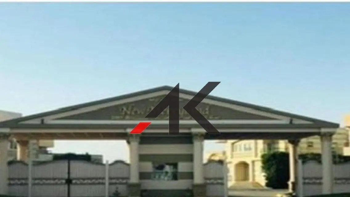شقة فاخرة مع حديقة خاصة