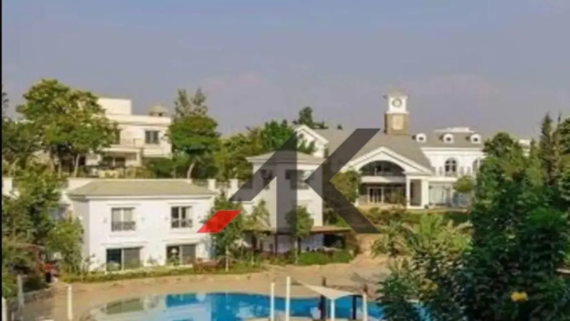 Luxurious Villa with Private Garden for Sale