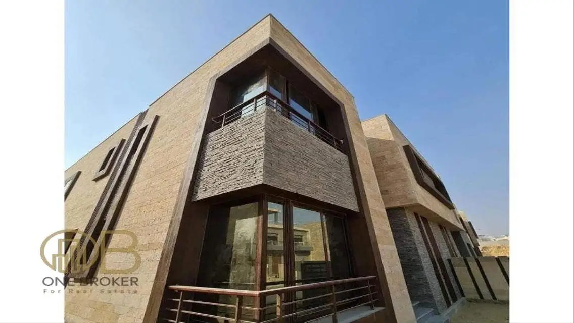 شقة رائعة بمساحة 900 متر في 2027