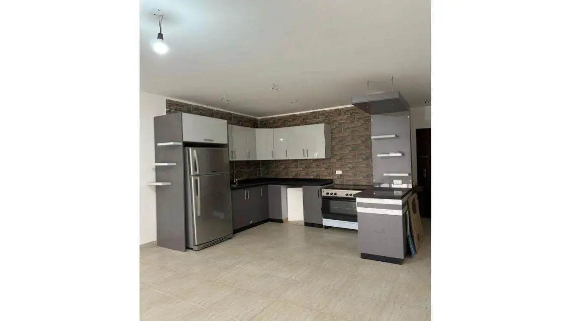 Luxury Apartment with Lake Views and Amazing Amenities