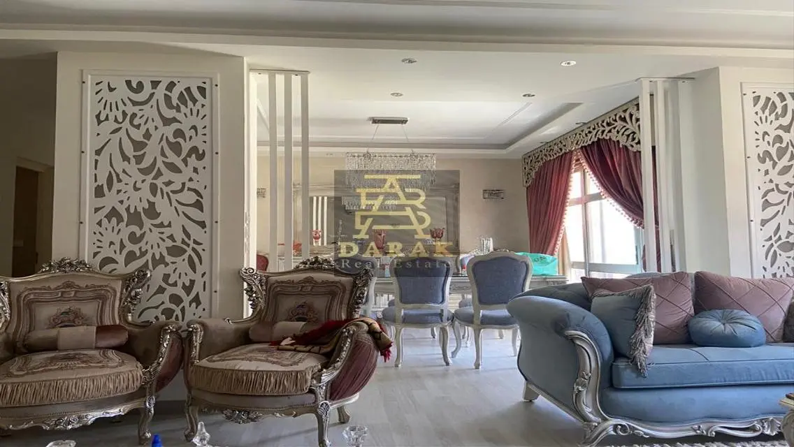 Elegant Apartment in Park 116 with Versatile Amenities