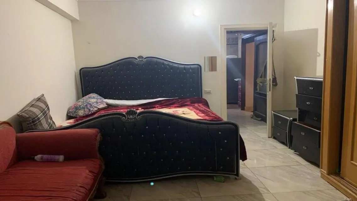 Luxury Apartment with Shared Pool in a Prime Location