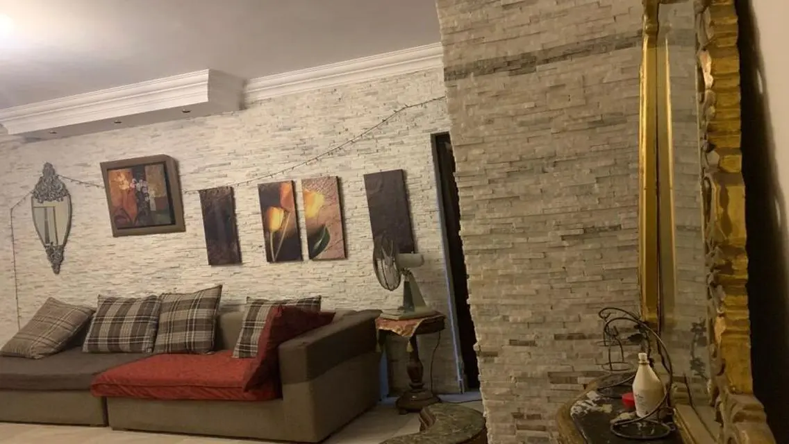 Luxury Apartment with Shared Pool in a Prime Location