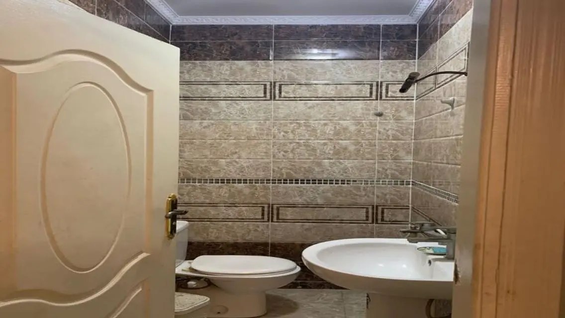 Luxury Apartment with Shared Pool in a Prime Location