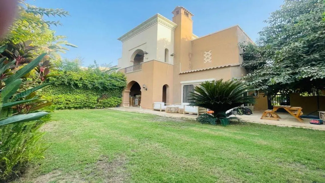 Luxury Villa for Sale with 342 sqm