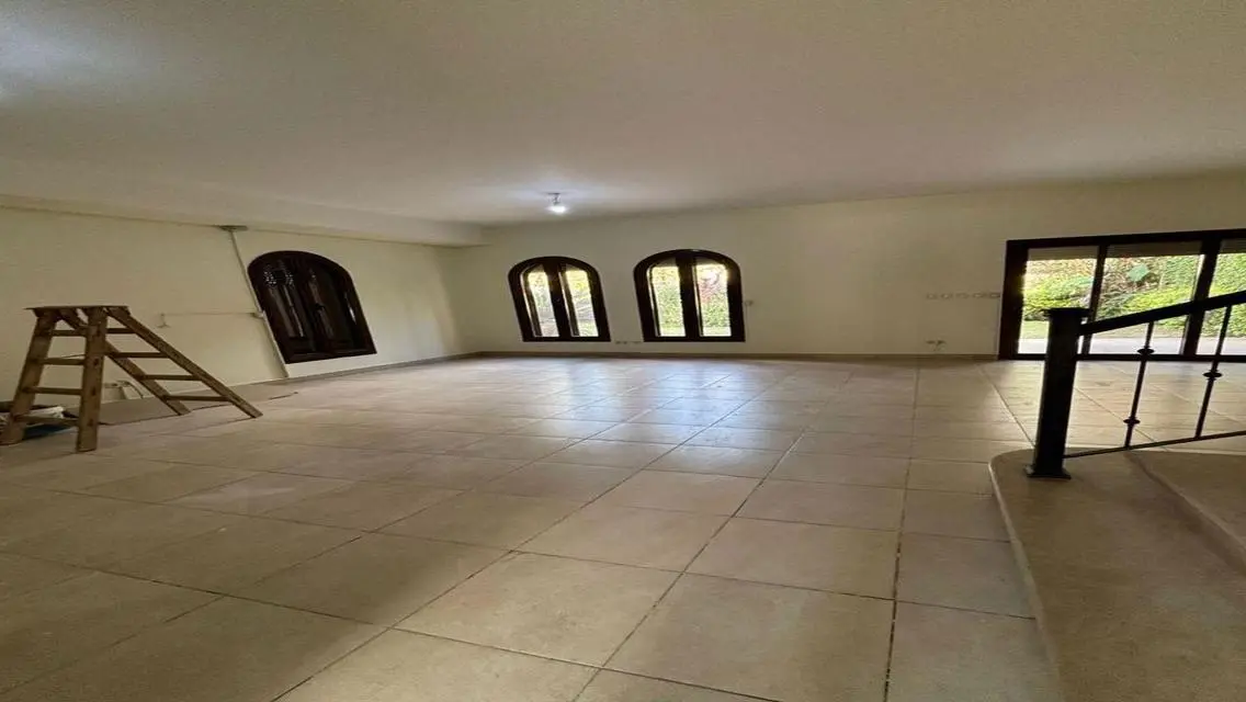 Luxury Villa for Sale with 342 sqm