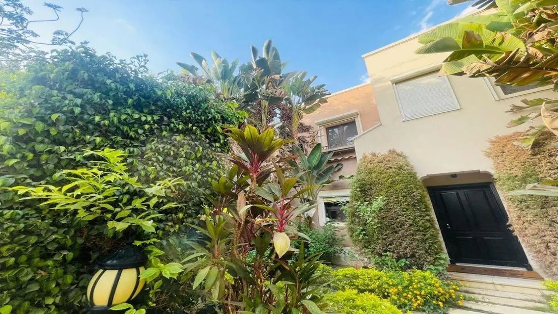 Luxury Villa for Sale with 342 sqm