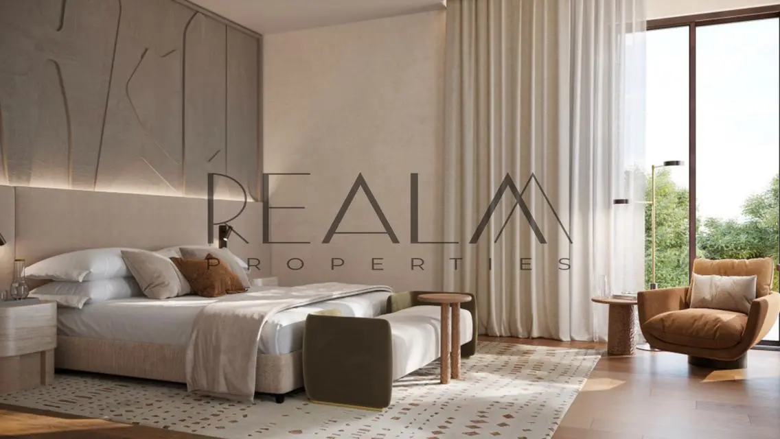 Stunning Villa for Sale with Breathtaking Lake View