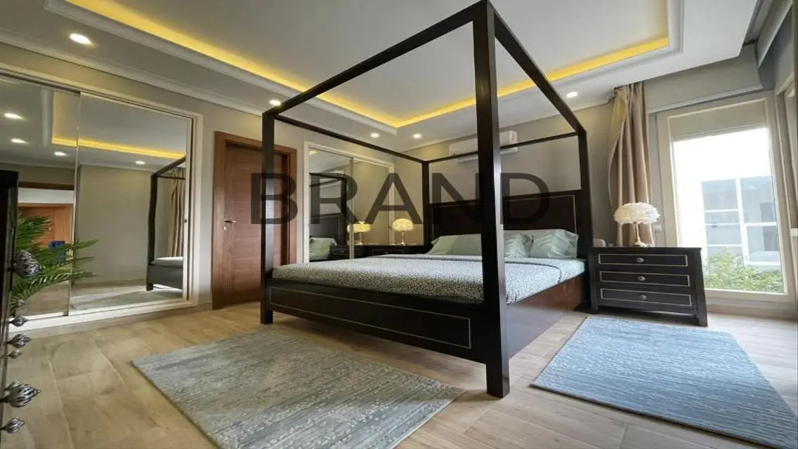Luxurious 1500 Square Meter Apartment in the Heart of the City