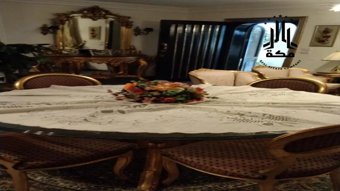 شقة فاخرة للبيع تضم جميع المرافق الحديثة