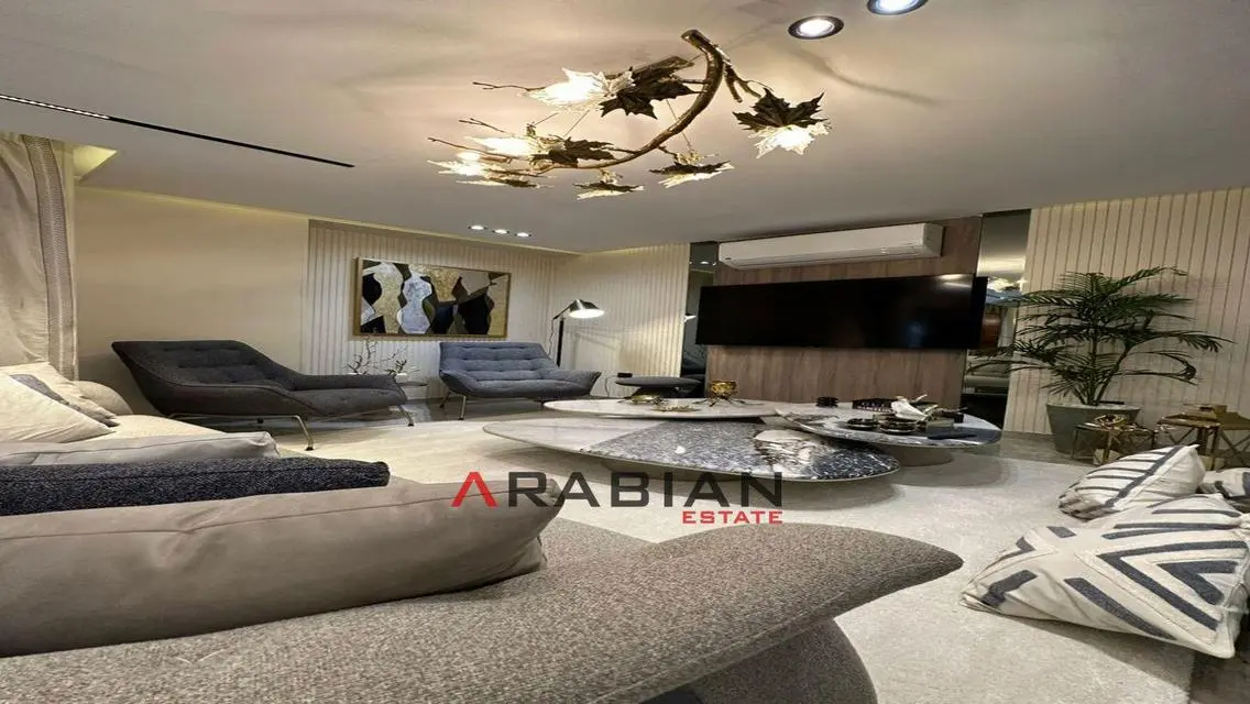 Luxurious Home with Stunning Views