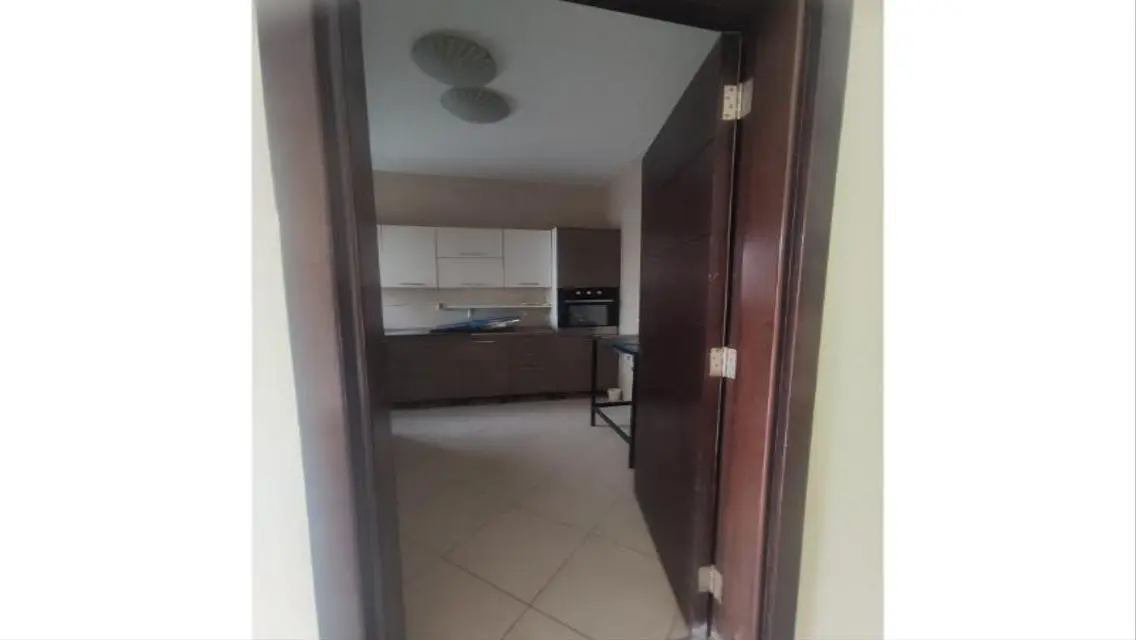 Stunning Apartment with Balcony - 160 sqm