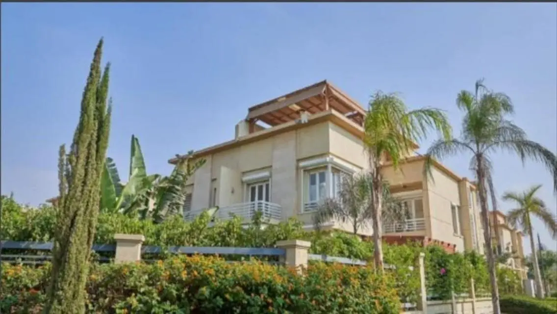 Luxury Villa for Sale with Private Garden and Pool
