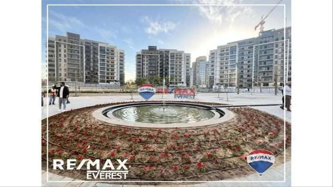 شقة فاخرة مع غرفة دراسة وإطلالة مميزة