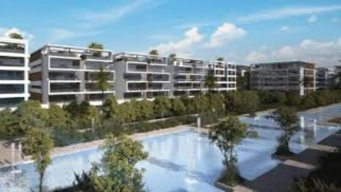 Stunning Apartment for Sale with Central Air Conditioning and Security Guard