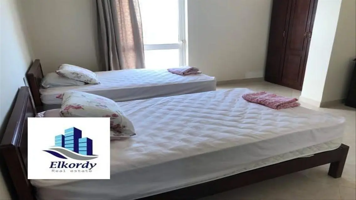Luxury Apartment Overlooking Lakes at an Attractive Price