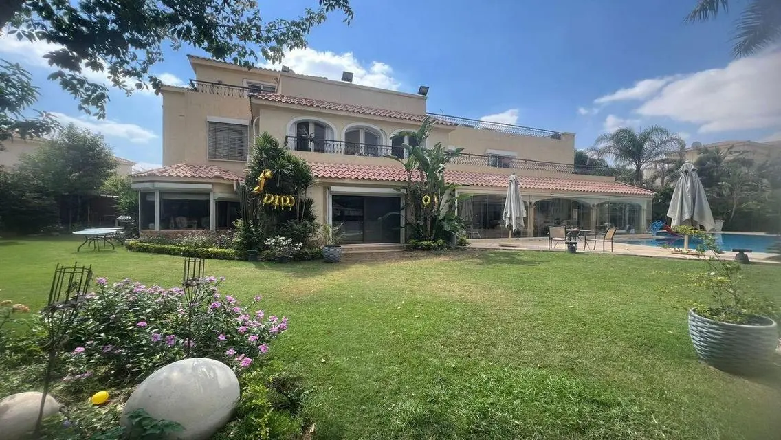Three Luxurious Houses for Sale in Green Heights Compound