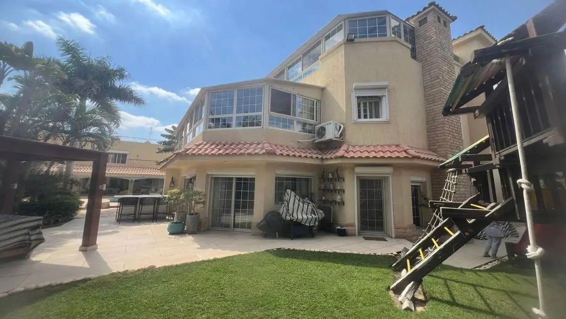 Three Luxurious Houses for Sale in Green Heights Compound