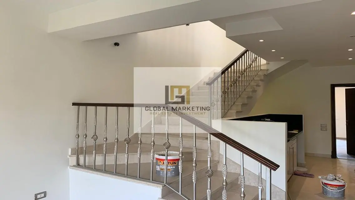 Luxury Villa for Sale in A-Class Area - 130,000