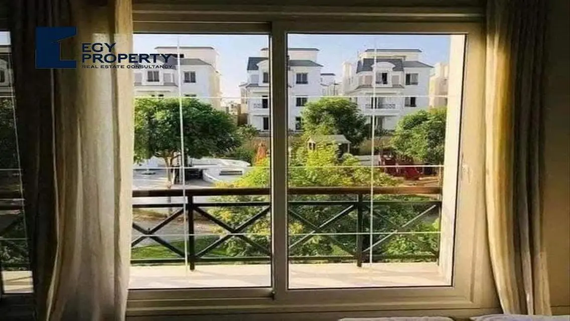 Luxurious Apartment in Mountain View 11 with Spacious Design