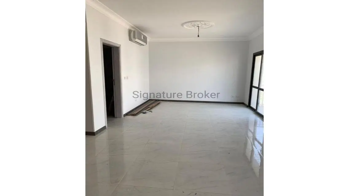 Luxury Apartment for Sale 210 sqm at an Attractive Price