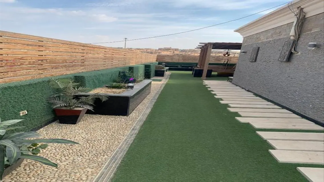 شقة فاخرة للبيع بموقع مميز