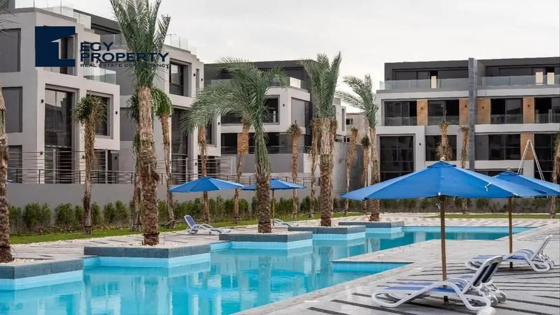 Luxury Home in El Patio Vida - 6th Settlement
