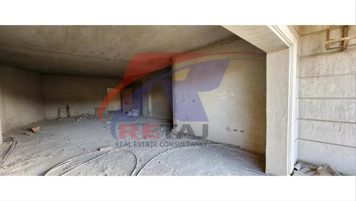 Luxury Apartment for Sale - 200 Meters in Prime Location