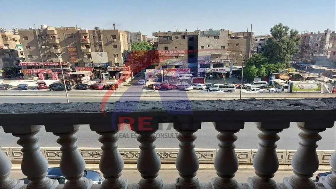 شقة فاخرة بمساحة متر للبيع في موقع متميز