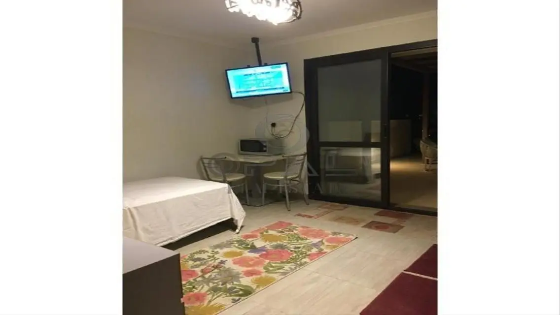 Studio for Rent in Westown Beverly Hills