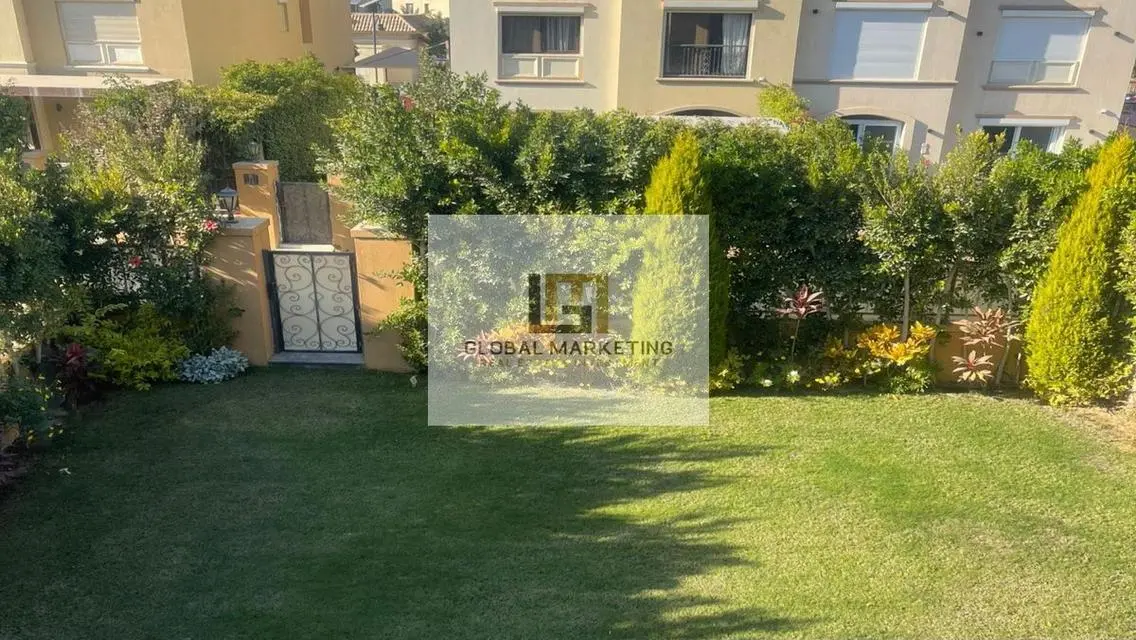 Luxurious Apartment with Private Garden and Shared Pool