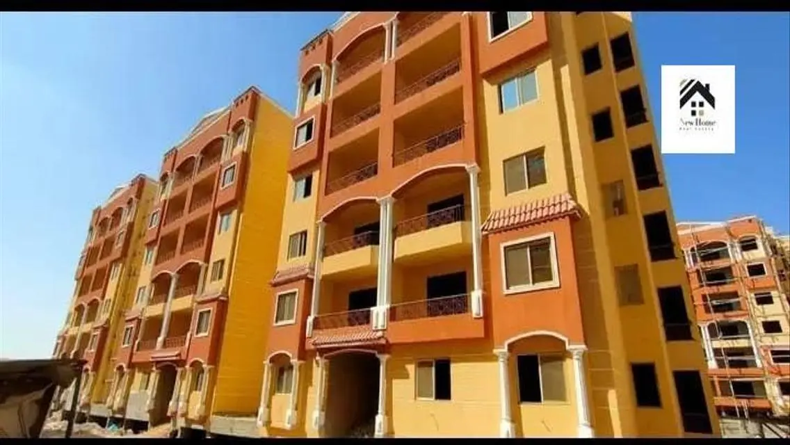فيلا فاخرة للبيع في موقع متميز