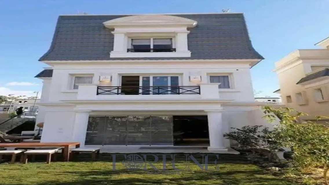 Luxurious Villa with Private Pool and Stunning Views