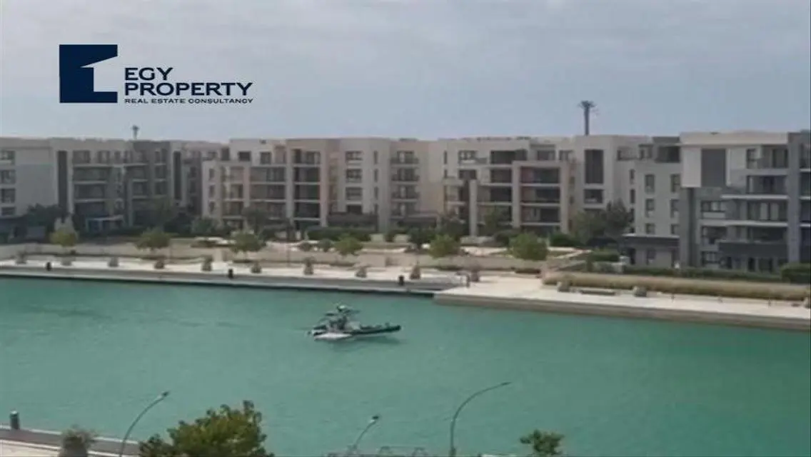 Luxury Apartment for Sale with Lake View
