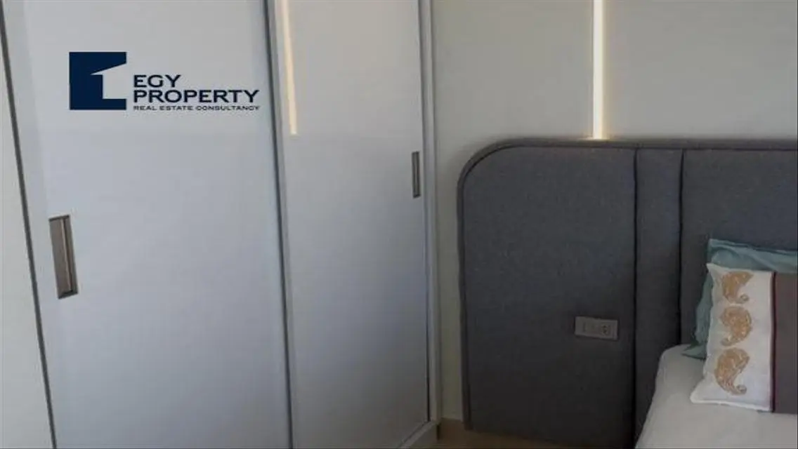 Luxury Apartment for Sale with Lake View