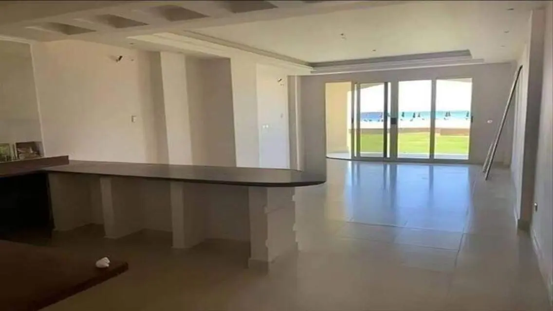 Luxury Villa in La Vista Gardens
