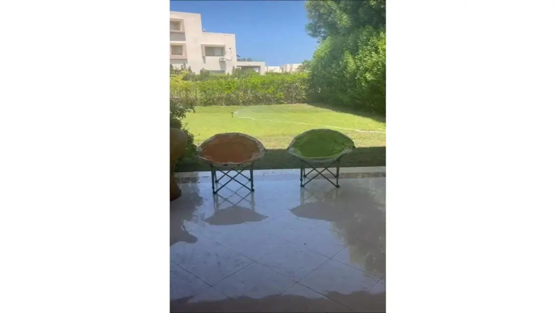 شقة فاخرة بثلاث غرف نوم بسعر 400,000 جنيه