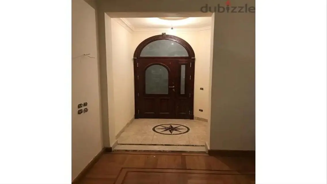 Spacious 600 Sq. M Apartment in a Quiet Area