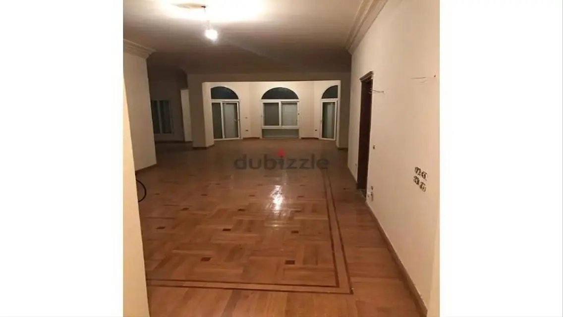 Spacious 600 Sq. M Apartment in a Quiet Area