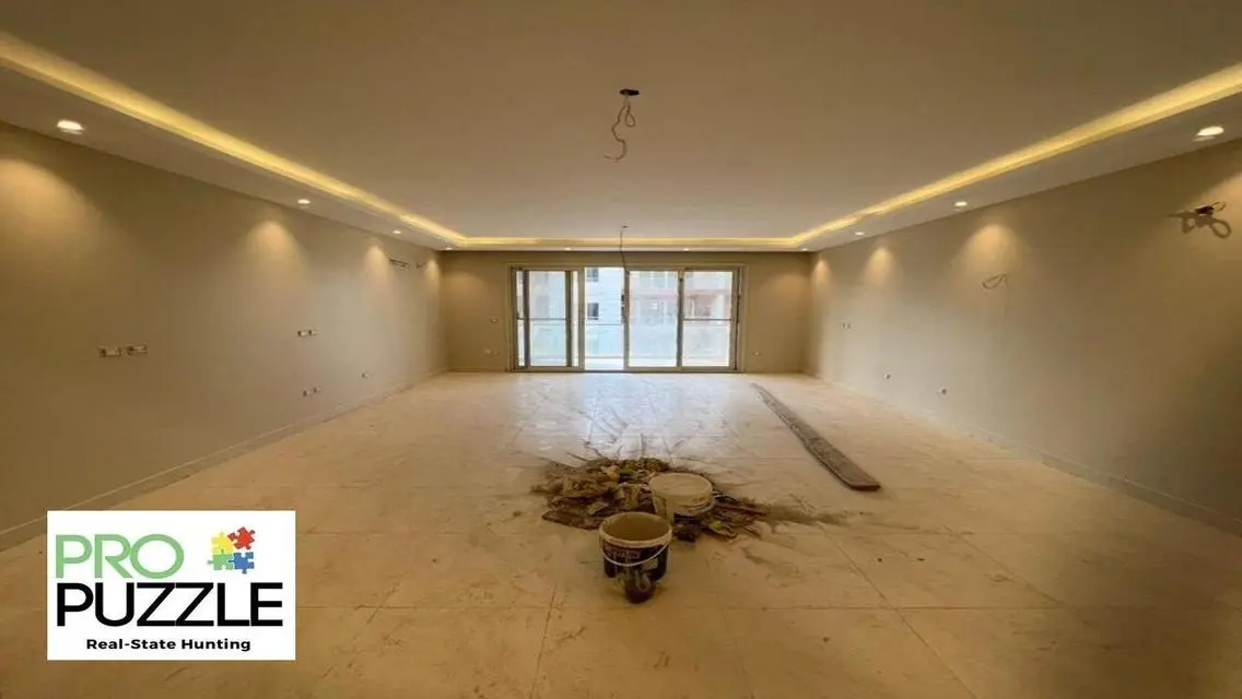Luxury Apartment for Sale in Promenade - 225 sqm