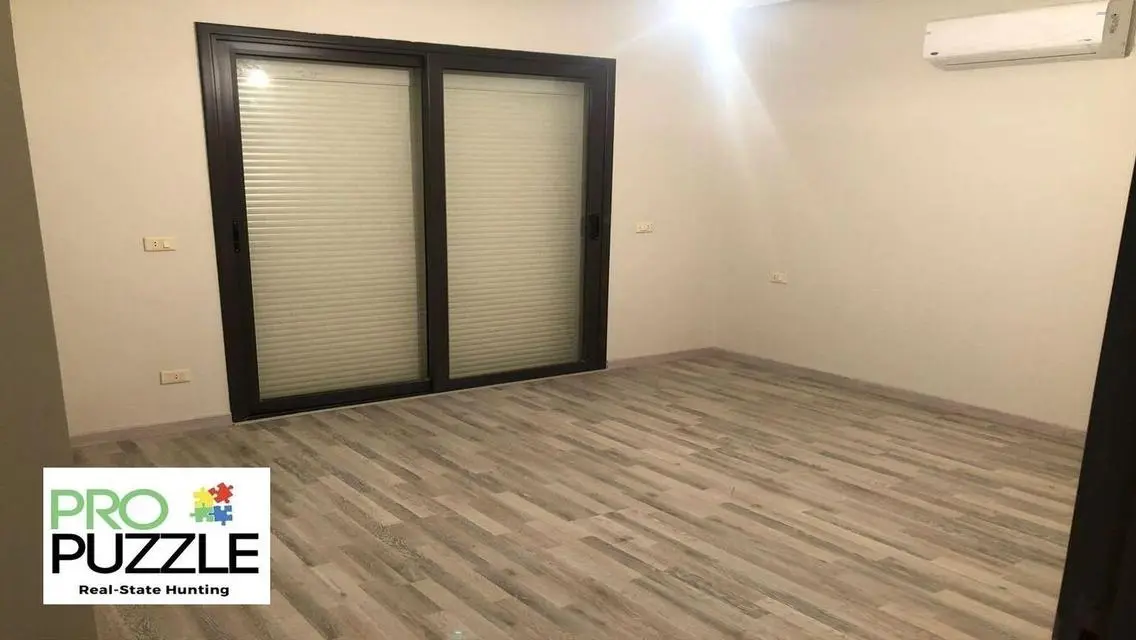 Townhouse Villa for Rent in Mivida - 280m²