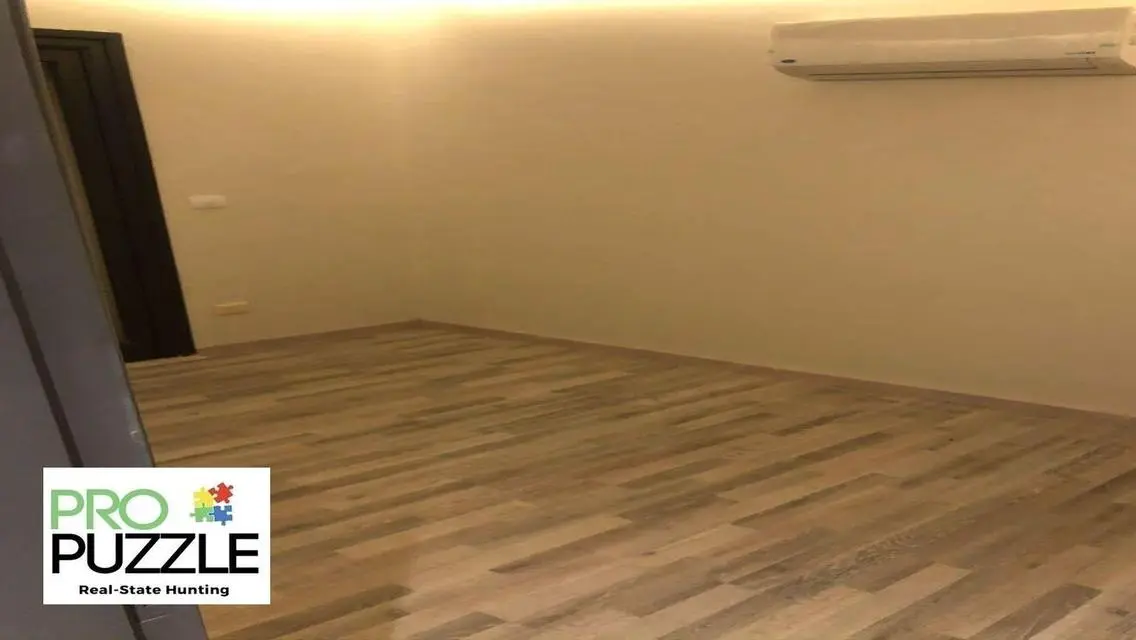 Townhouse Villa for Rent in Mivida - 280m²